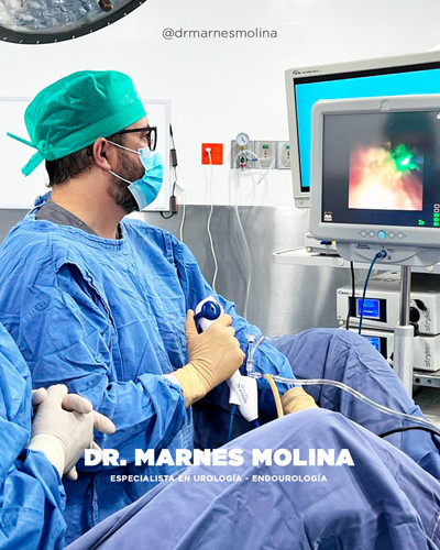 dr marnes molina especialista en urologia en mexicali